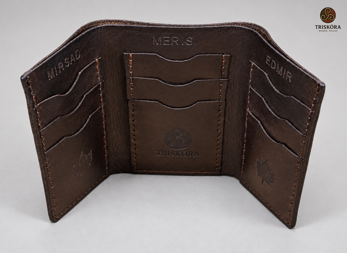 Custom Edmir Trifold Wallet with Carved Image Triskóra